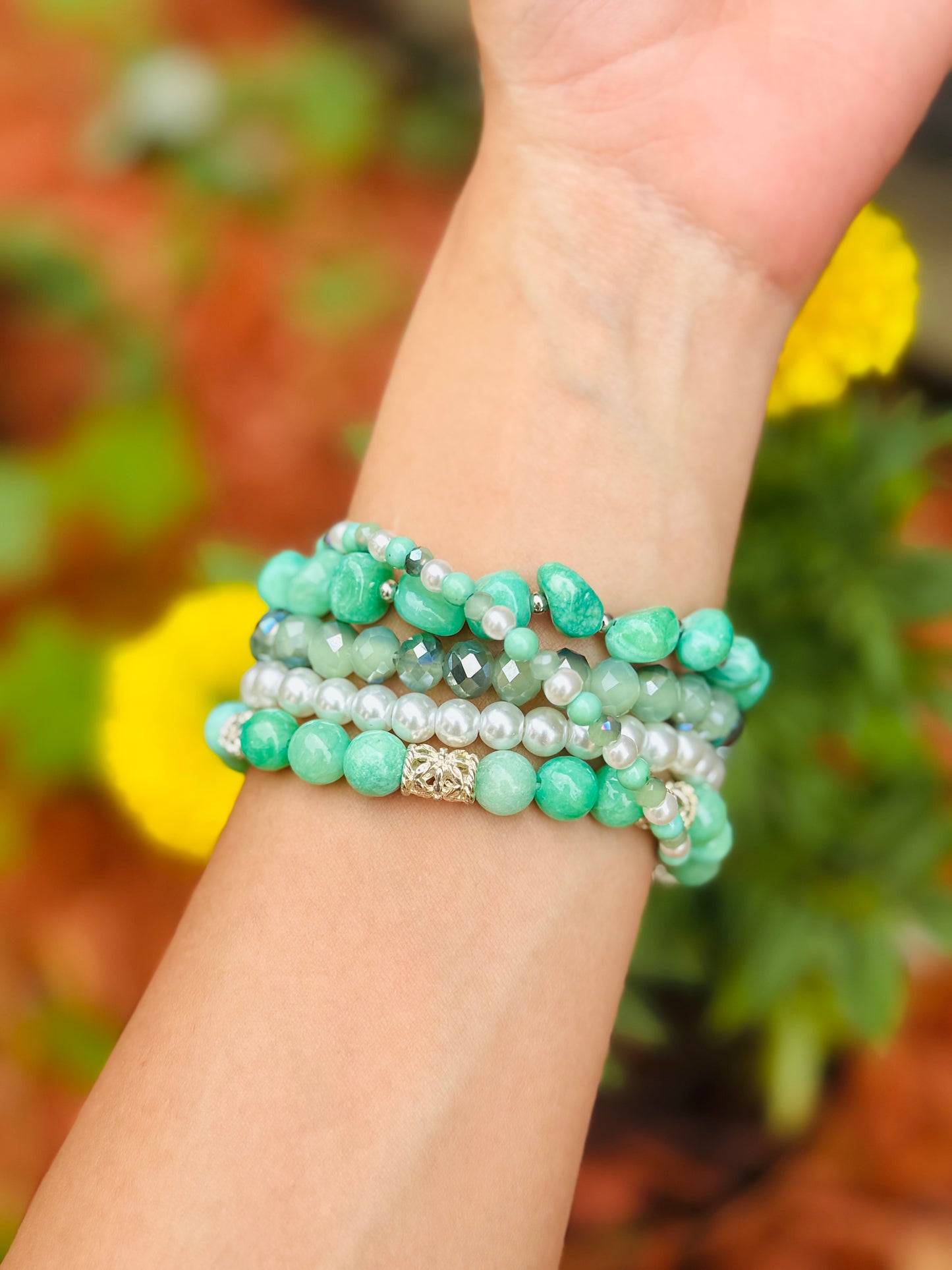 Green Bracelet Set, Mint Jade & Quart Beaded Bracelet Set – Handmade Stackable Gemstone Bracelets with Quartz, Jades and Glass Beads